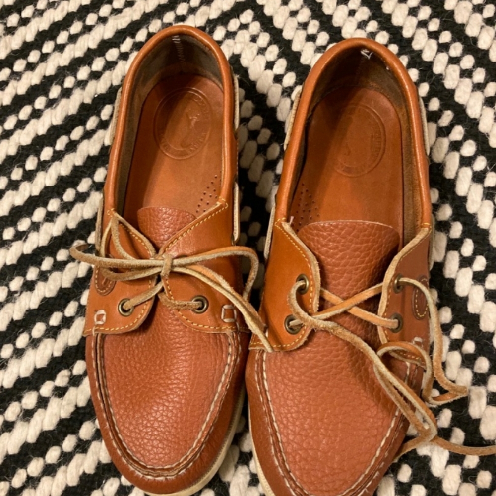 Dooney and Bourke boat shoes